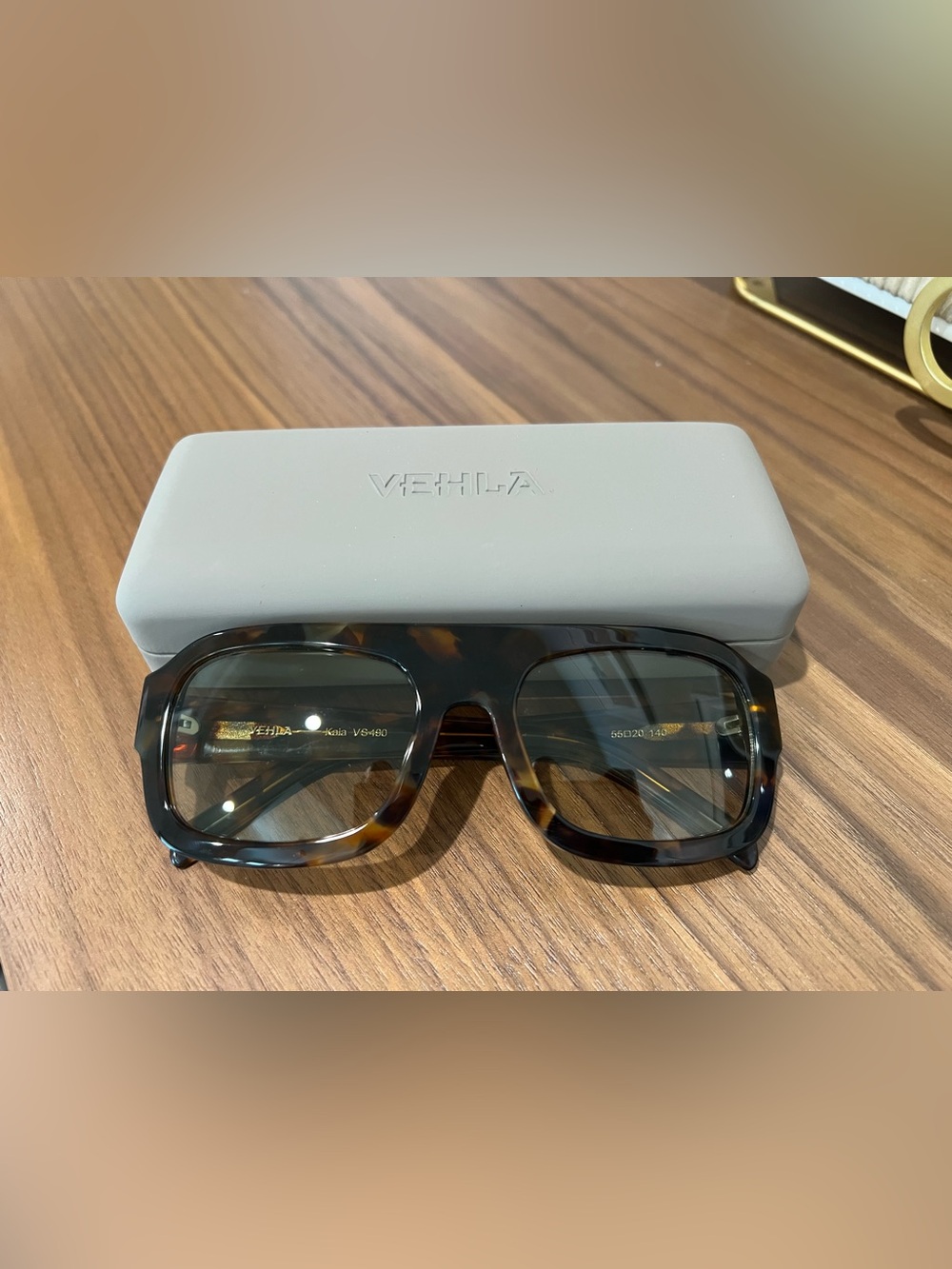 VEHLA - KAIA Sunglasses - Oversized aviator with sage green lenses - Picture 9 of 9